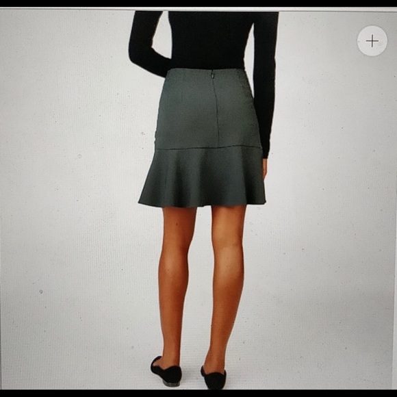 Club Monaco Welse Skirt - Picture 2 of 8